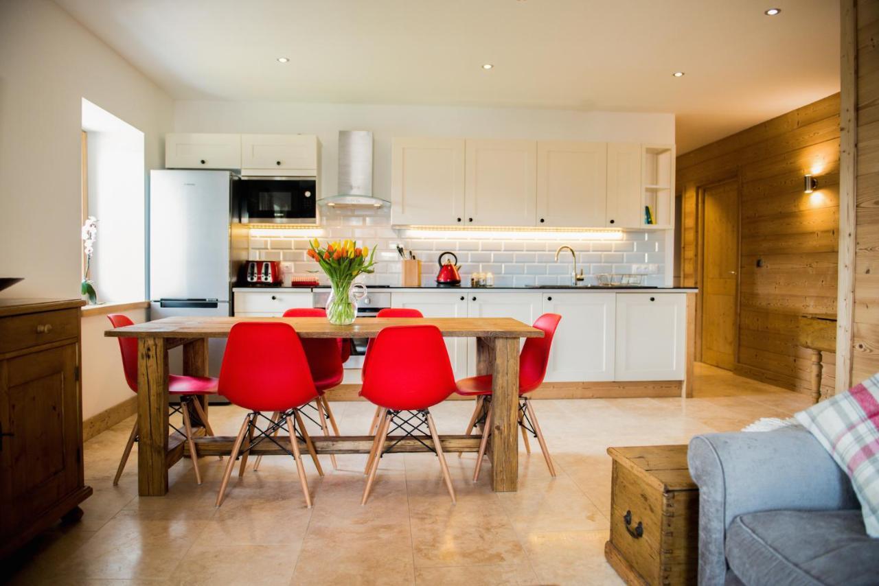 'Petite Ferme Les Bouts' Apartment, Sleeps 6, Nr Morzine La Cote d'Arbroz Exterior photo